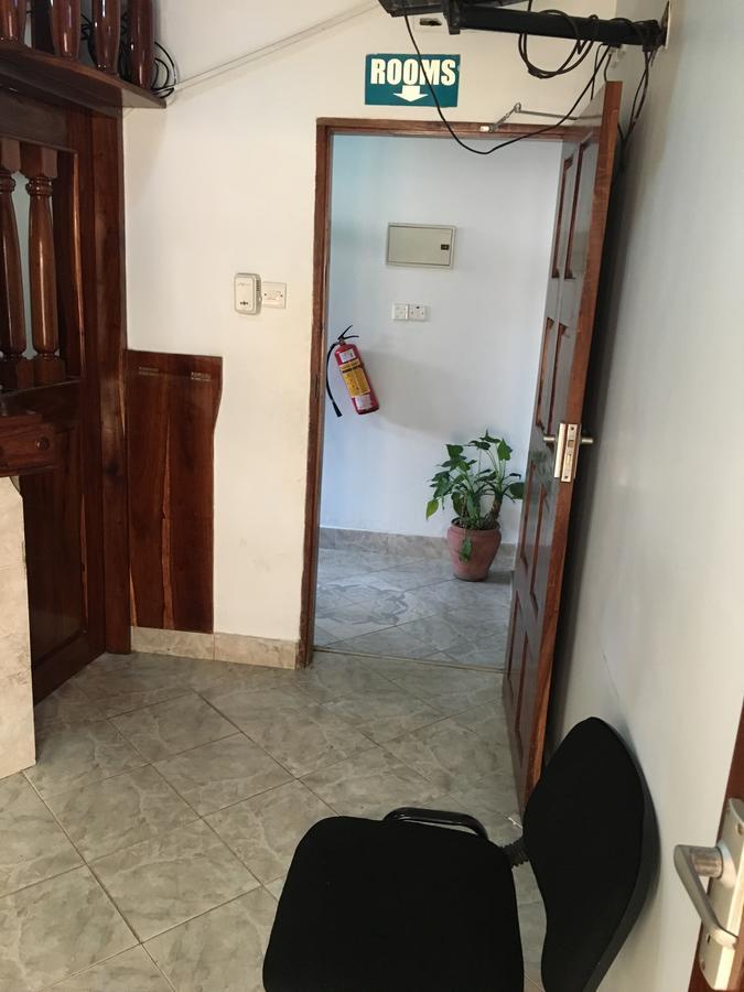 Kutetere Motel Аруша Экстерьер фото