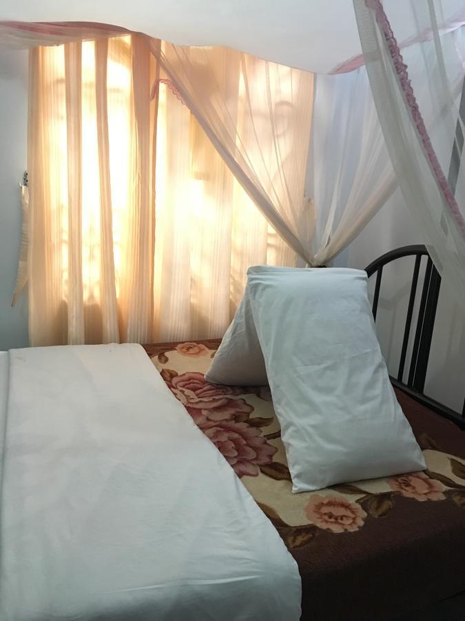 Kutetere Motel Аруша Экстерьер фото