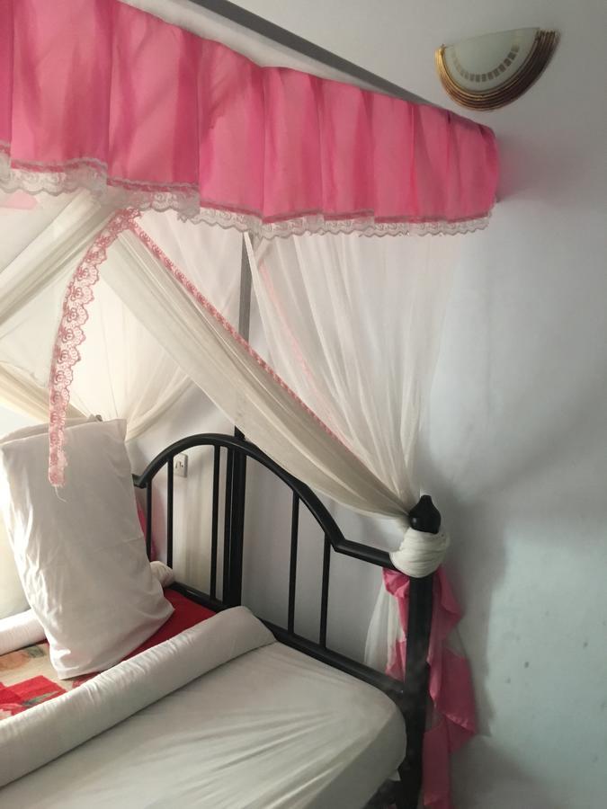 Kutetere Motel Аруша Экстерьер фото