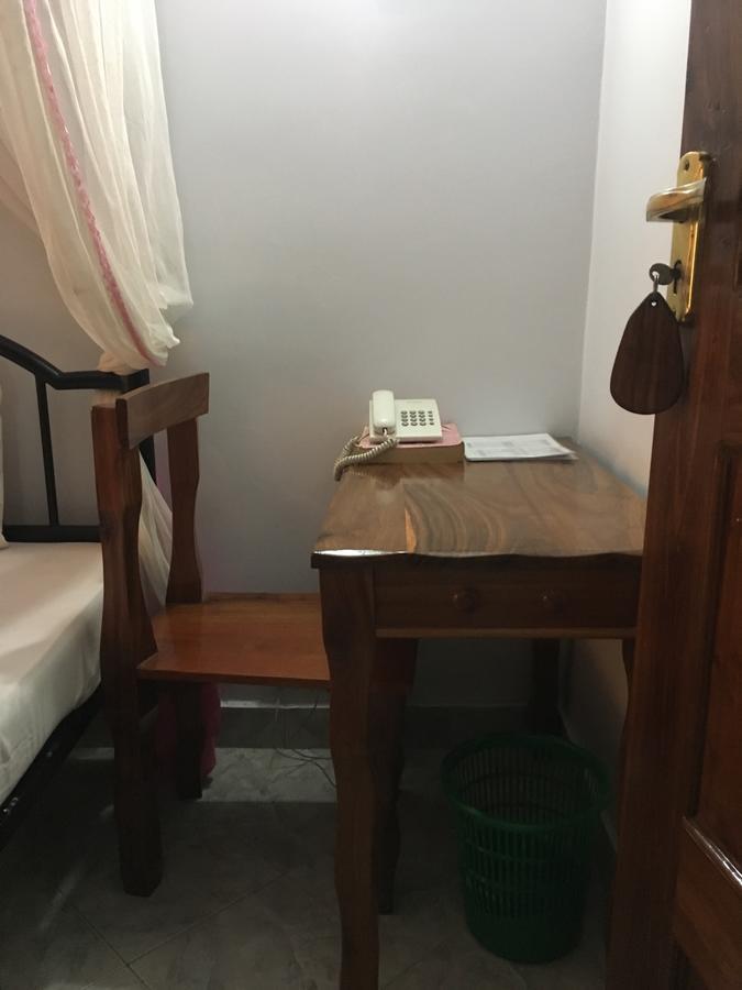 Kutetere Motel Аруша Экстерьер фото